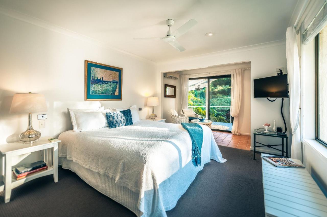 Sensom Boutique Bed And Breakfast Sapphire Beach Bagian luar foto