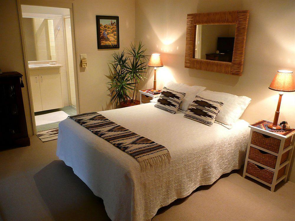 Sensom Boutique Bed And Breakfast Sapphire Beach Bagian luar foto