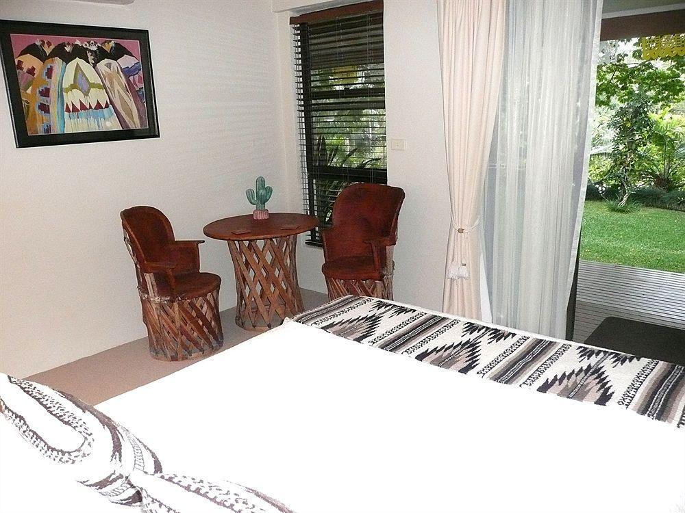 Sensom Boutique Bed And Breakfast Sapphire Beach Bagian luar foto